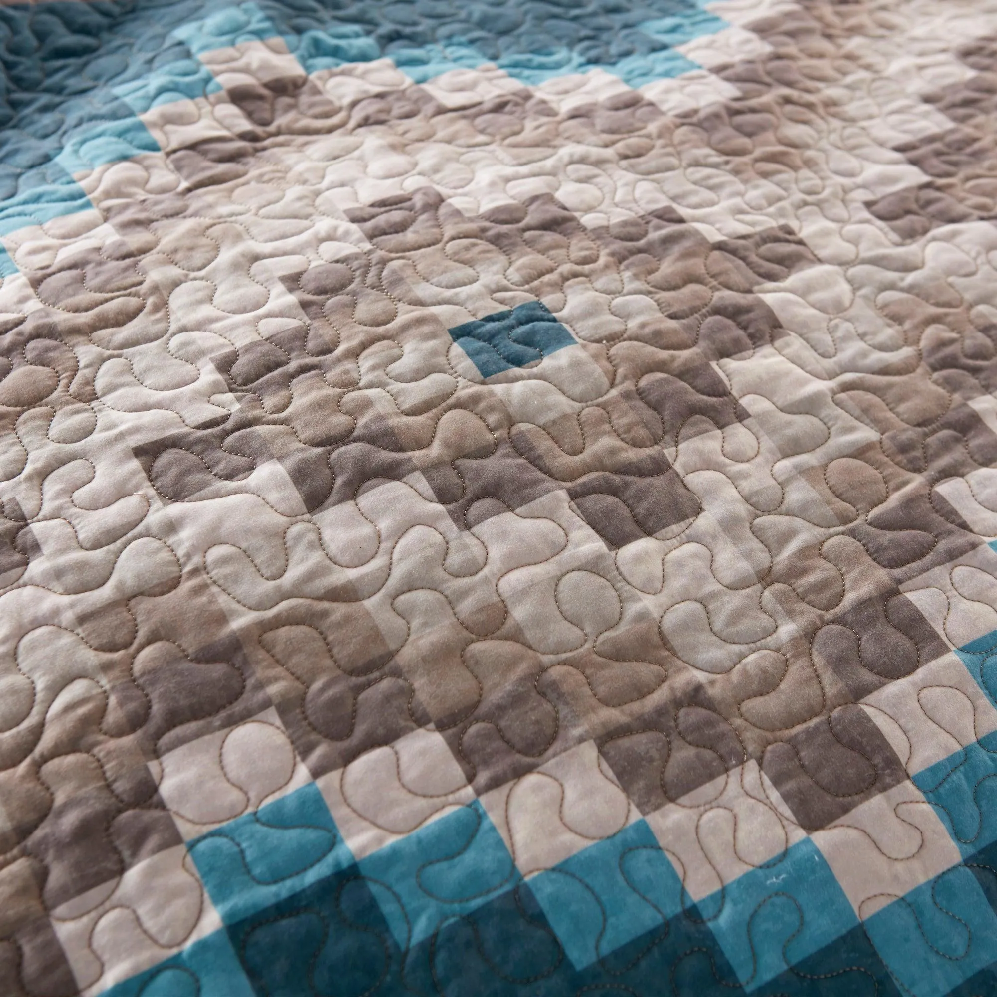 Sonoran Desert Quilted Bedding Set