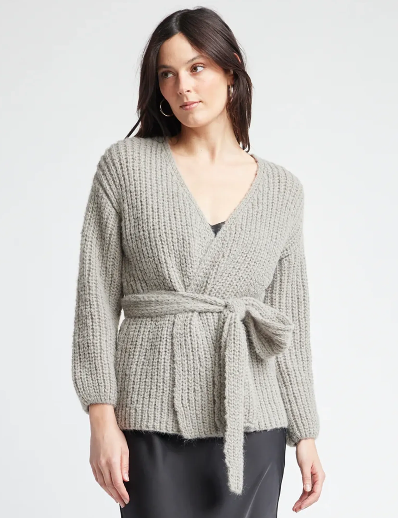 Tillie Cardigan, Dolphin