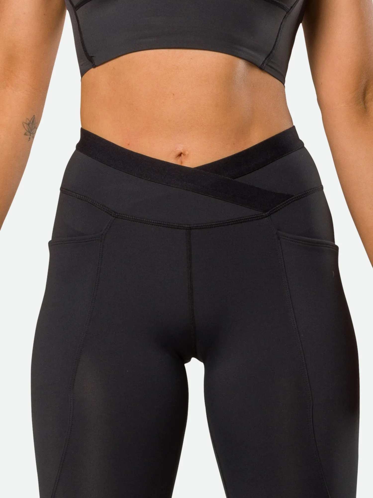 Women's Crossover Tights